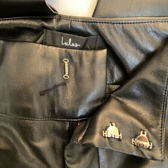 Lulus City Status Pants Women's XS Black Vegan Leather Hi Rise Bootcut NWT - Picture 9 of 16
